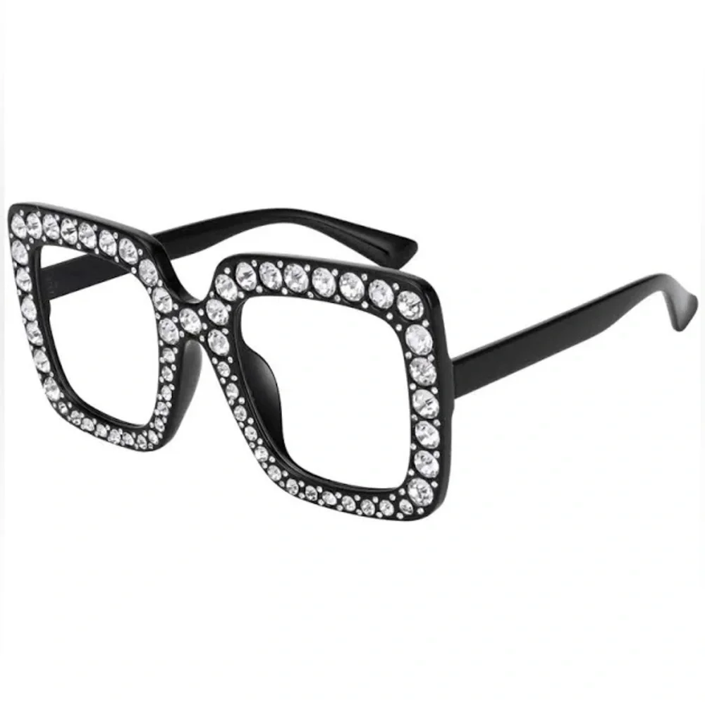 GLAM OVERSIZED SUNGLASSES